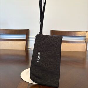 Baggallini Wristlet